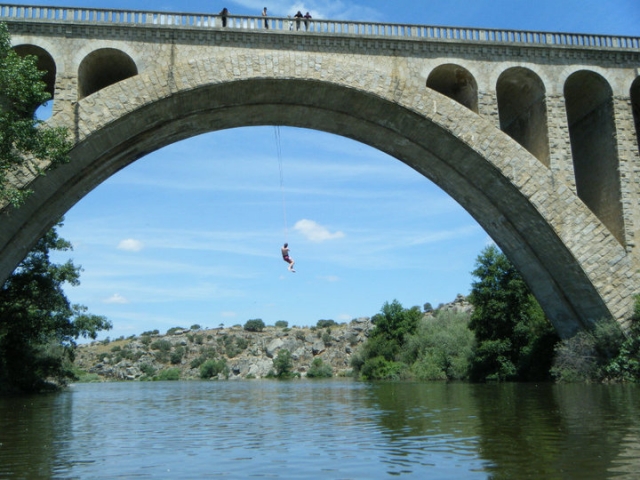  Hanging after the jump 